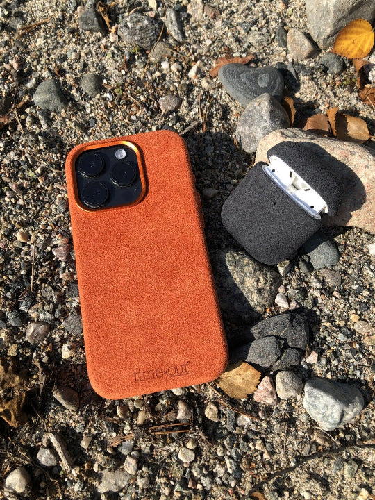 iPhone 16 Pro Case Alcantara - Timexout